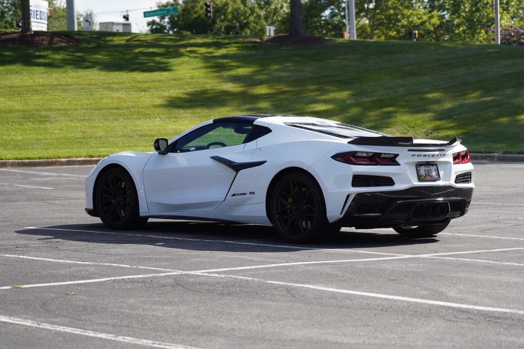 2024 Chevrolet Corvette C8 Z06 - Image 6 of 22
