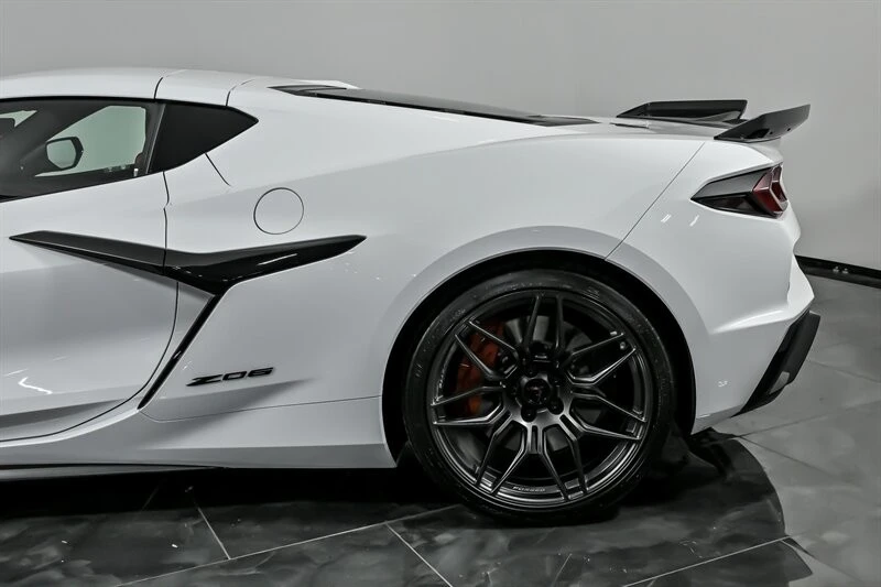 2024 Chevrolet Corvette C8 Z06 - Image 8 of 21