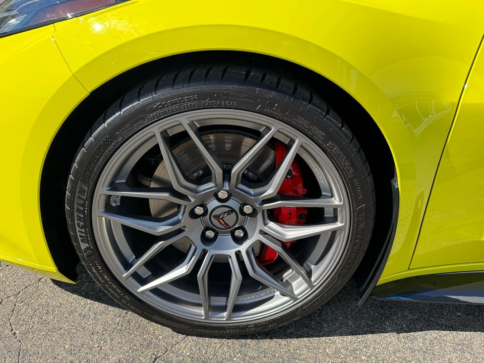 2024 Chevrolet Corvette C8 Z06 - Image 15 of 31
