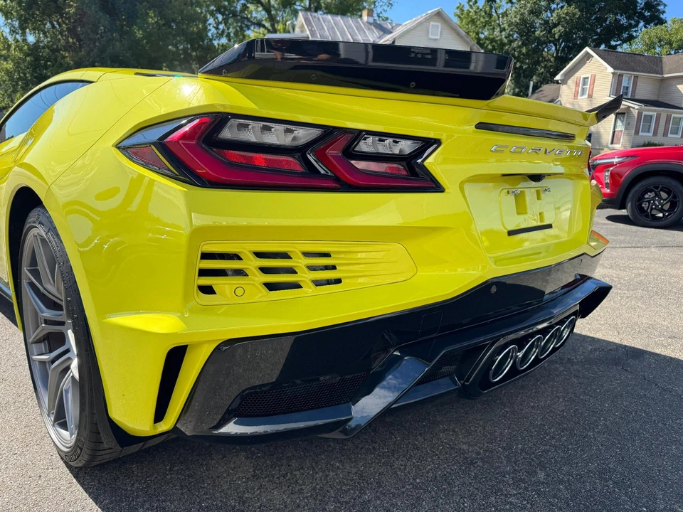 2024 Chevrolet Corvette C8 Z06 - Image 19 of 31