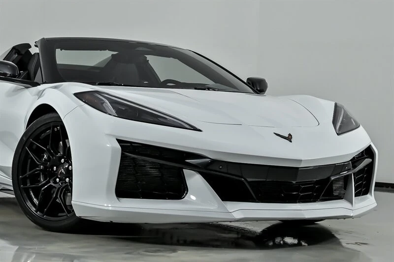 2024 Chevrolet Corvette C8 Z06 - Image 2 of 31
