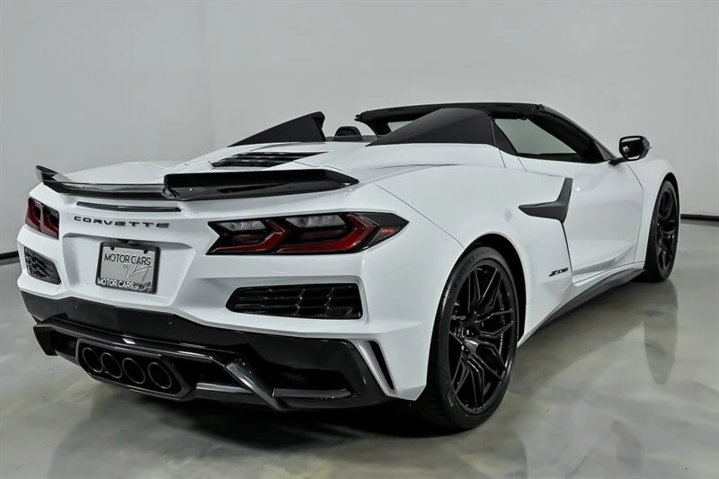 2024 Chevrolet Corvette C8 Z06 - Image 12 of 31