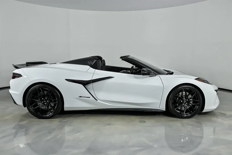2024 Chevrolet Corvette C8 Z06 - Image 9 of 31