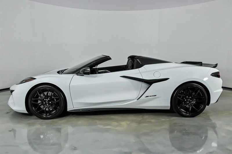 2024 Chevrolet Corvette C8 Z06 - Image 5 of 31