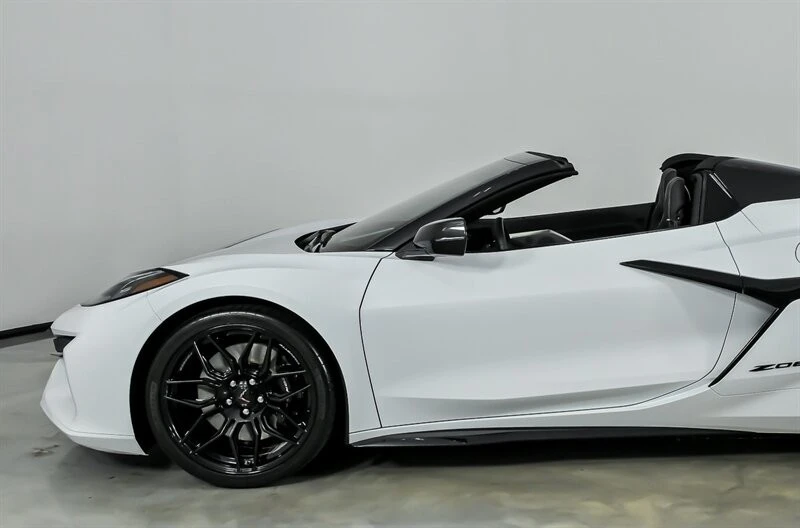 2024 Chevrolet Corvette C8 Z06 - Image 6 of 31