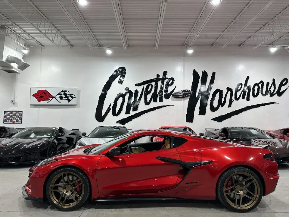 2024 Chevrolet Corvette C8 Z06 - Image 2 of 10