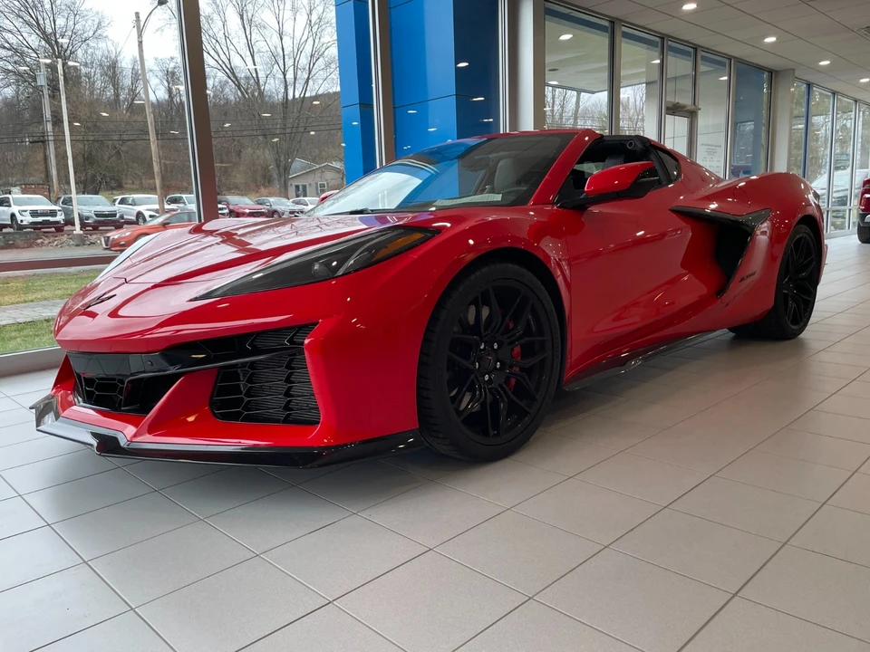 2024 Chevrolet Corvette C8 Z06 - Image 15 of 21