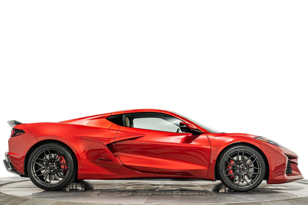 2024 Chevrolet Corvette C8 Z06 - Image 18 of 21