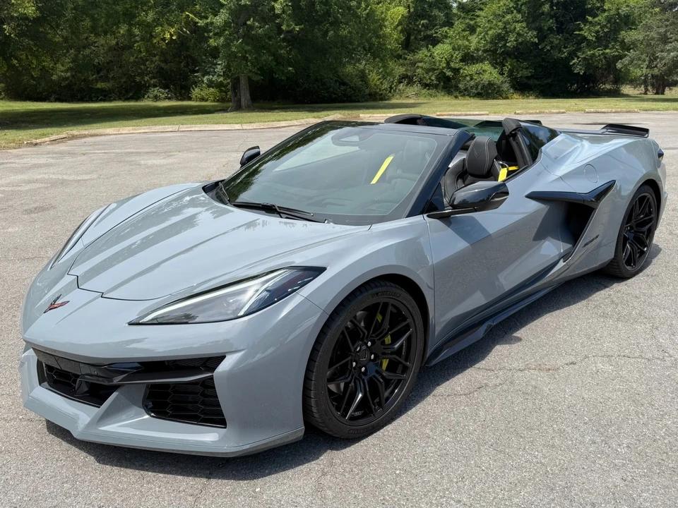 2024 Chevrolet Corvette C8 Z06 - Image 2 of 12