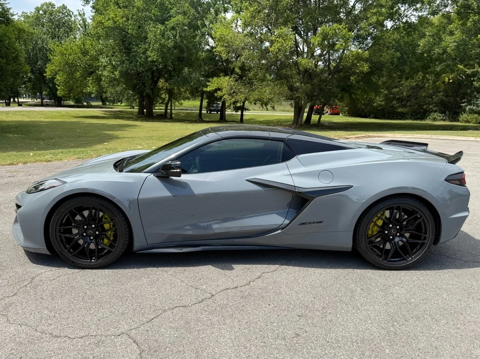 2024 Chevrolet Corvette C8 Z06 - Image 8 of 12