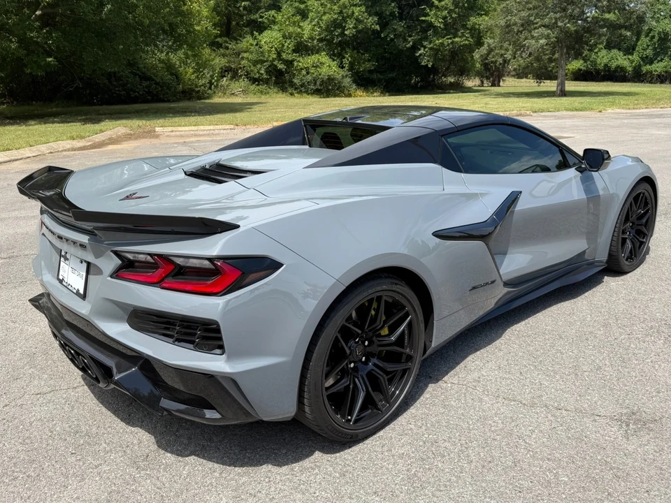 2024 Chevrolet Corvette C8 Z06 - Image 9 of 12