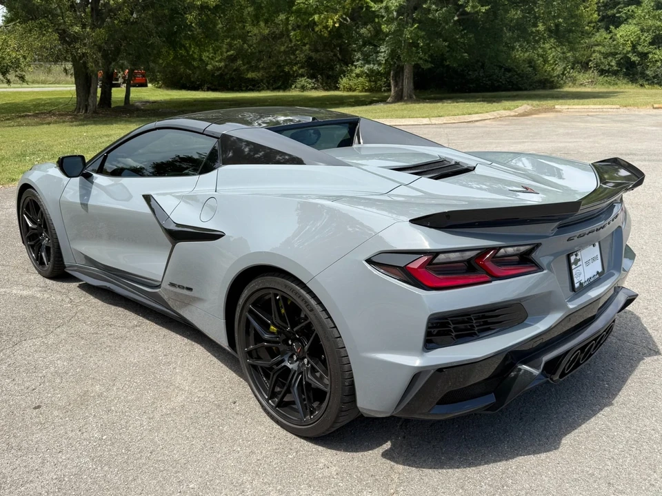 2024 Chevrolet Corvette C8 Z06 - Image 16 of 21