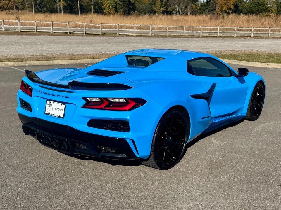 2024 Chevrolet Corvette C8 Z06 - Image 13 of 21