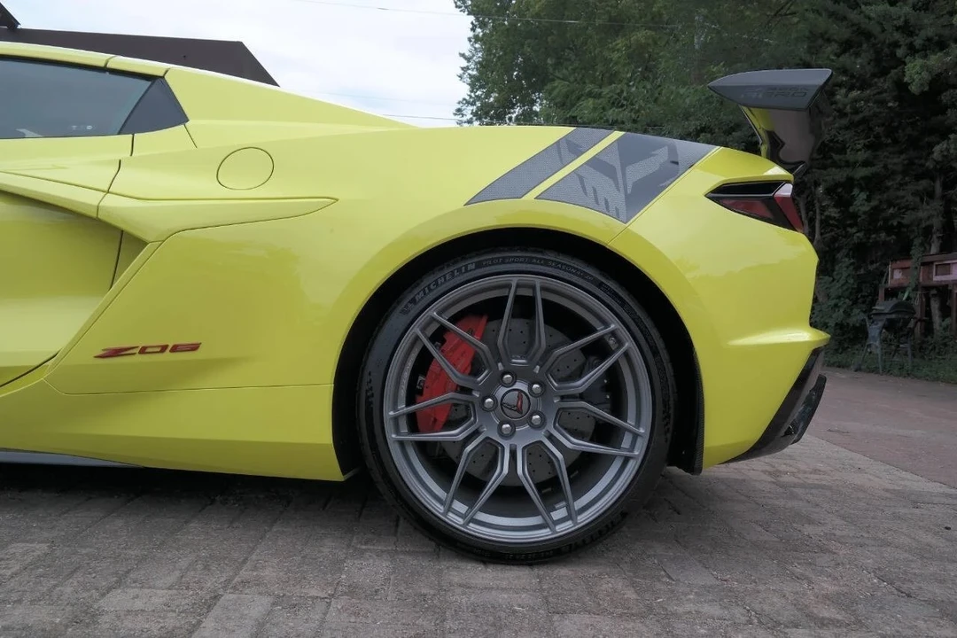 2024 Chevrolet Corvette C8 Z06 - Image 15 of 21