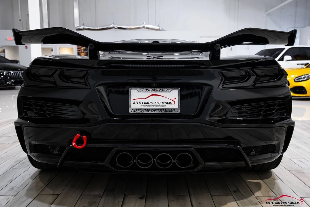 2024 Chevrolet Corvette C8 Z06 - Image 19 of 21