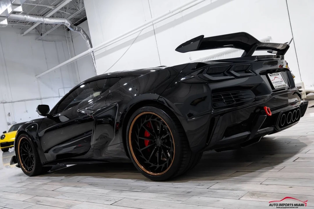 2024 Chevrolet Corvette C8 Z06 - Image 15 of 21