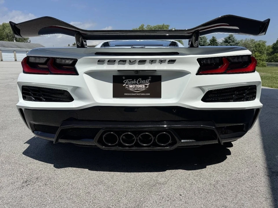 2024 Chevrolet Corvette C8 Z06 - Image 10 of 31