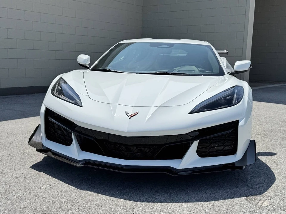 2024 Chevrolet Corvette C8 Z06 - Image 4 of 31