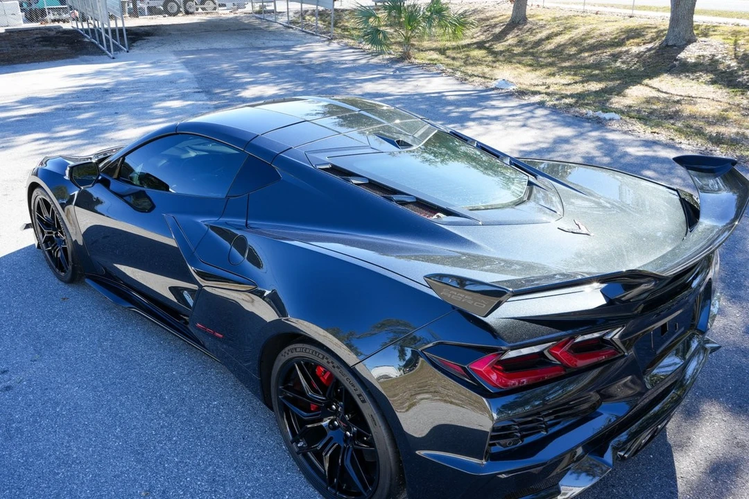 2024 Chevrolet Corvette C8 Z06 - Image 15 of 21