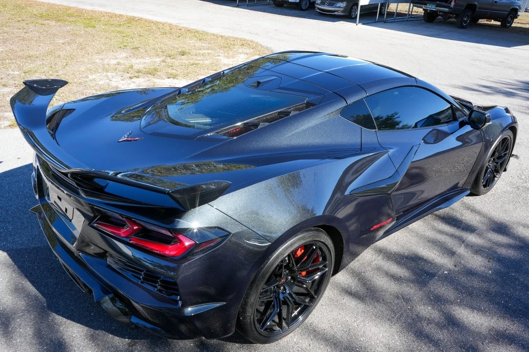 2024 Chevrolet Corvette C8 Z06 - Image 17 of 21