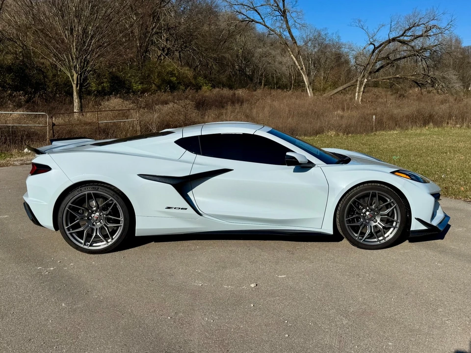 2024 Chevrolet Corvette C8 Z06 - Image 8 of 21