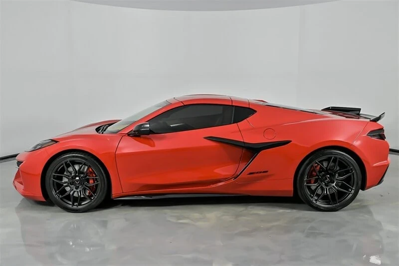 2024 Chevrolet Corvette C8 Z06 - Image 8 of 21