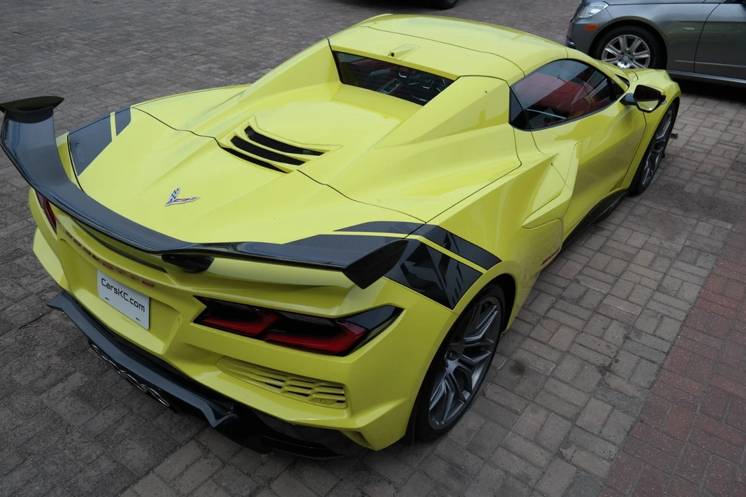 2024 Chevrolet Corvette C8 Z06 - Image 7 of 21