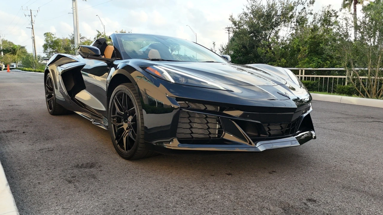 2024 Chevrolet Corvette C8 Z06 - Image 12 of 16
