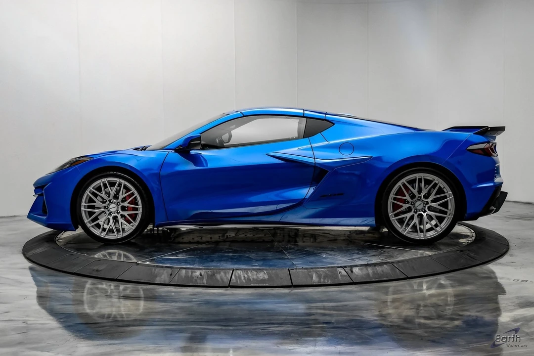 2024 Chevrolet Corvette C8 Z06 - Image 8 of 12