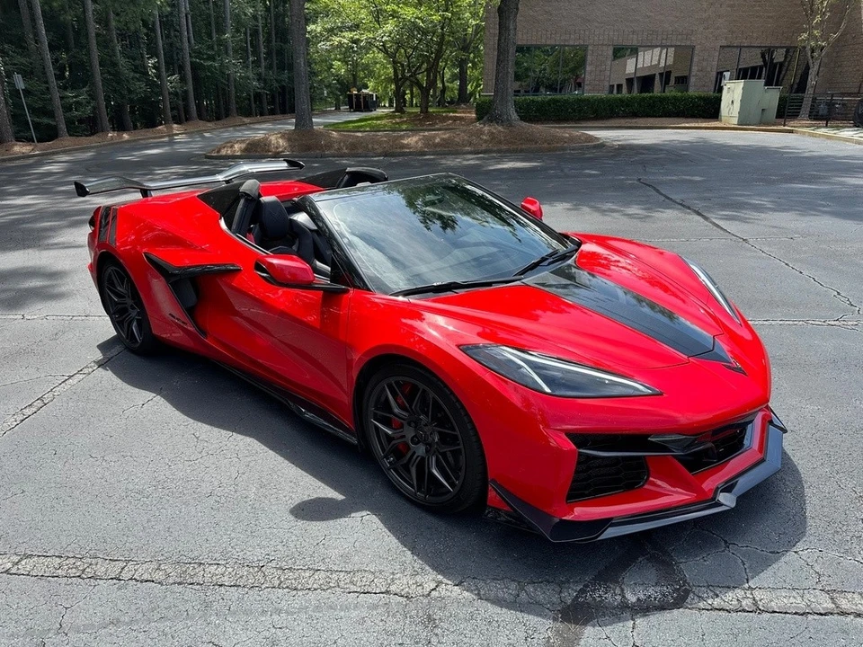 2024 Chevrolet Corvette C8 Z06 - Image 11 of 24
