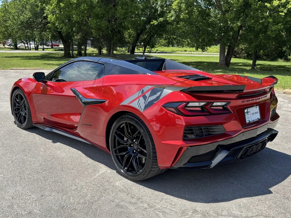 2024 Chevrolet Corvette C8 Z06 - Image 16 of 31