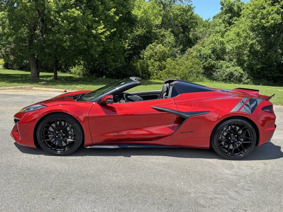 2024 Chevrolet Corvette C8 Z06 - Image 7 of 31