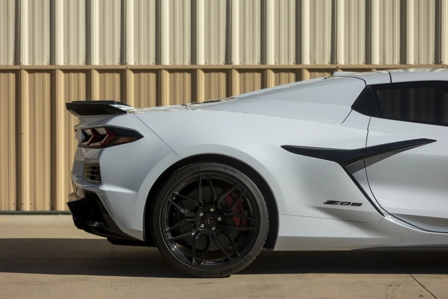 2024 Chevrolet Corvette C8 Z06 - Image 24 of 31