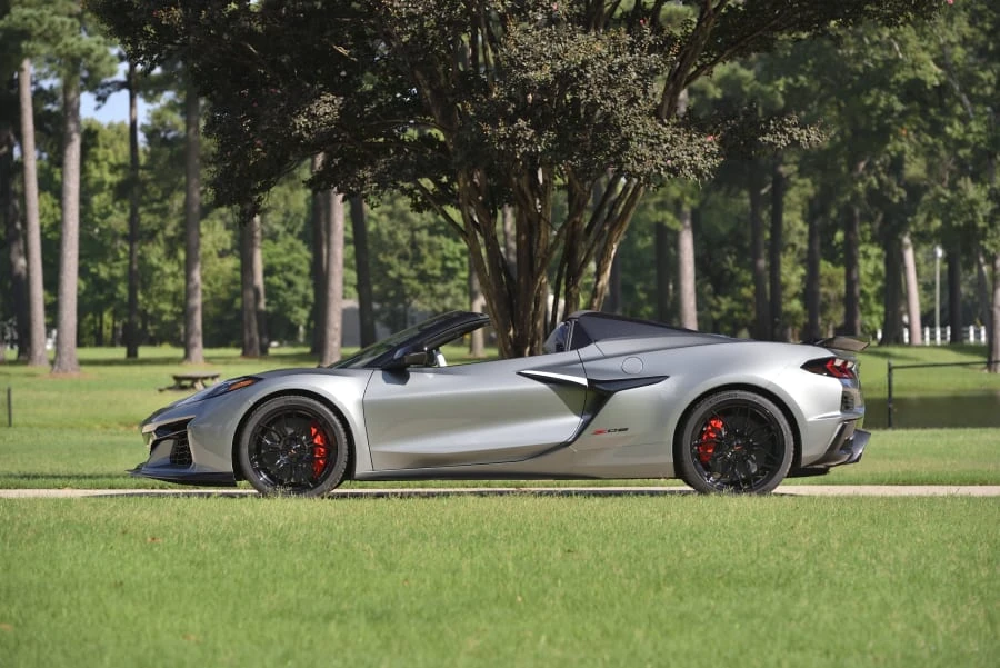 2024 Chevrolet Corvette C8 Z06 - Image 19 of 31