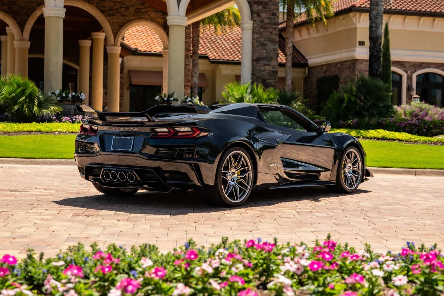 2024 Chevrolet Corvette C8 Z06 - Image 3 of 31