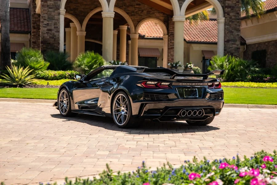 2024 Chevrolet Corvette C8 Z06 - Image 7 of 31