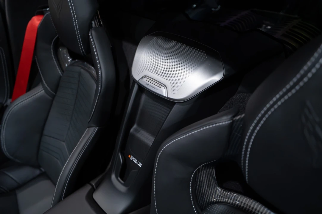 2024 Chevrolet Corvette C8 Z06 - Image 11 of 31