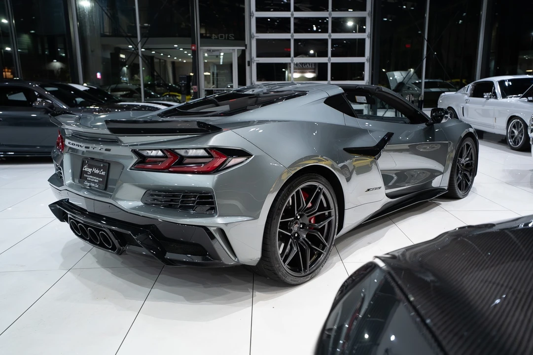 2024 Chevrolet Corvette C8 Z06 - Image 4 of 31