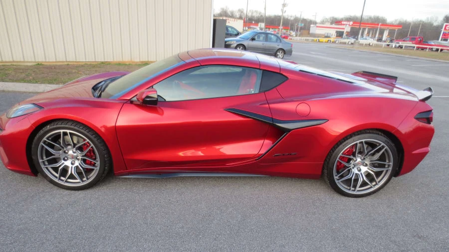 2024 Chevrolet Corvette C8 Z06 - Image 2 of 11