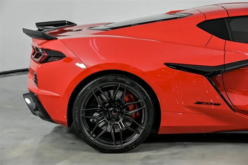 2024 Chevrolet Corvette C8 Z06 - Image 13 of 21