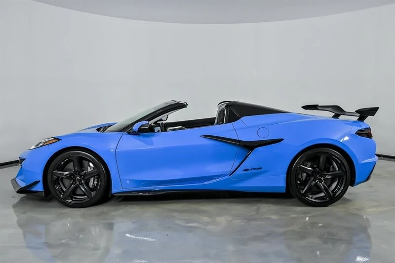 2024 Chevrolet Corvette C8 Z06 - Image 8 of 31