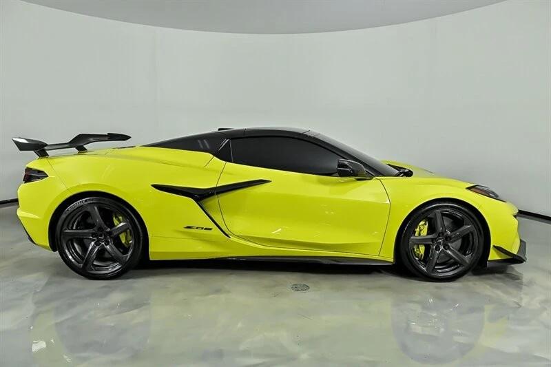 2024 Chevrolet Corvette C8 Z06 - Image 14 of 31
