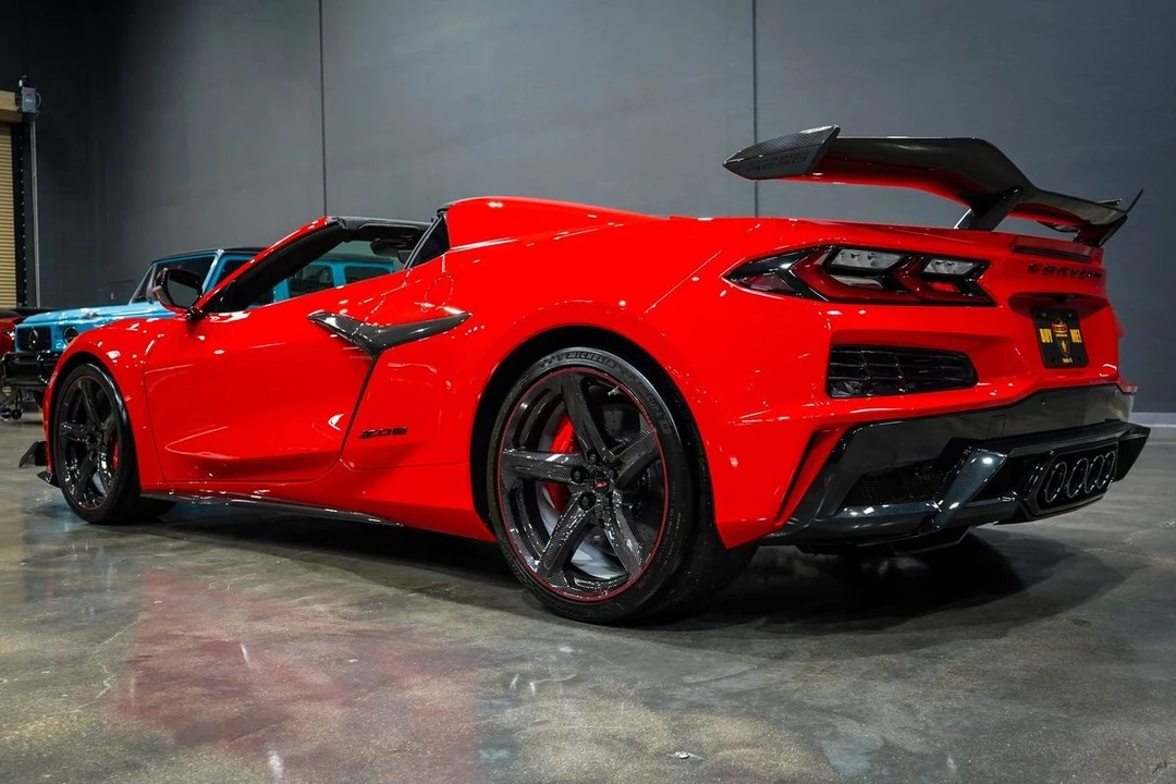 2024 Chevrolet Corvette C8 Z06 - Image 3 of 31