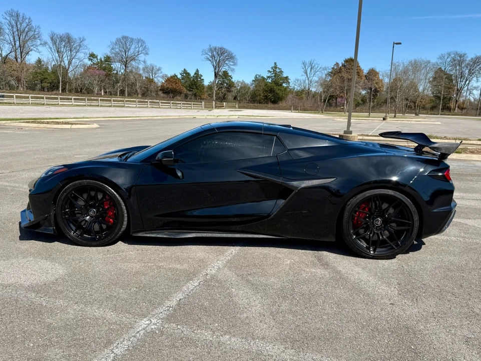 2024 Chevrolet Corvette C8 Z06 - Image 13 of 21
