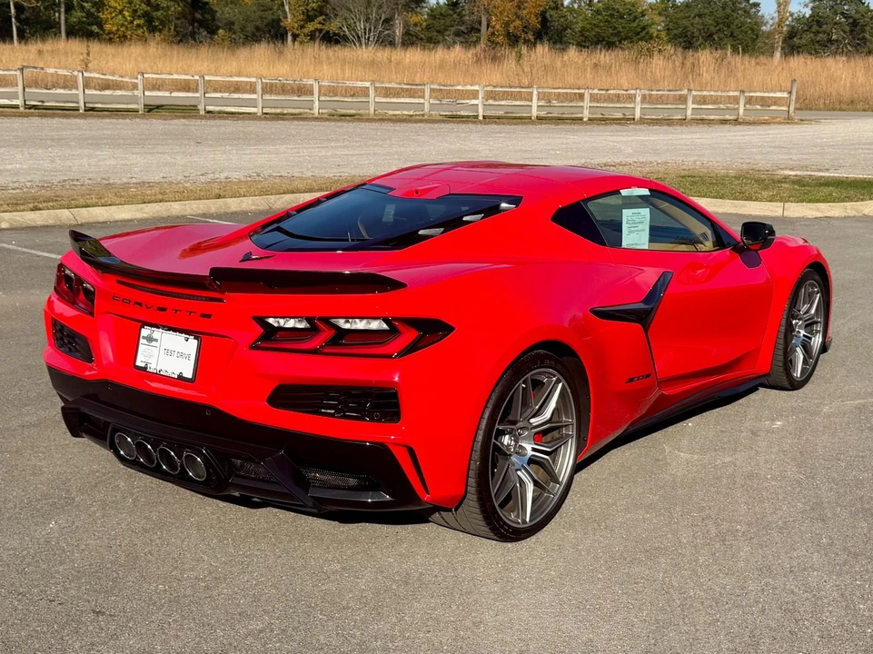 2024 Chevrolet Corvette C8 Z06 - Image 3 of 12