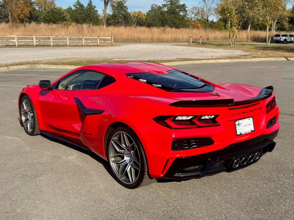 2024 Chevrolet Corvette C8 Z06 - Image 4 of 12