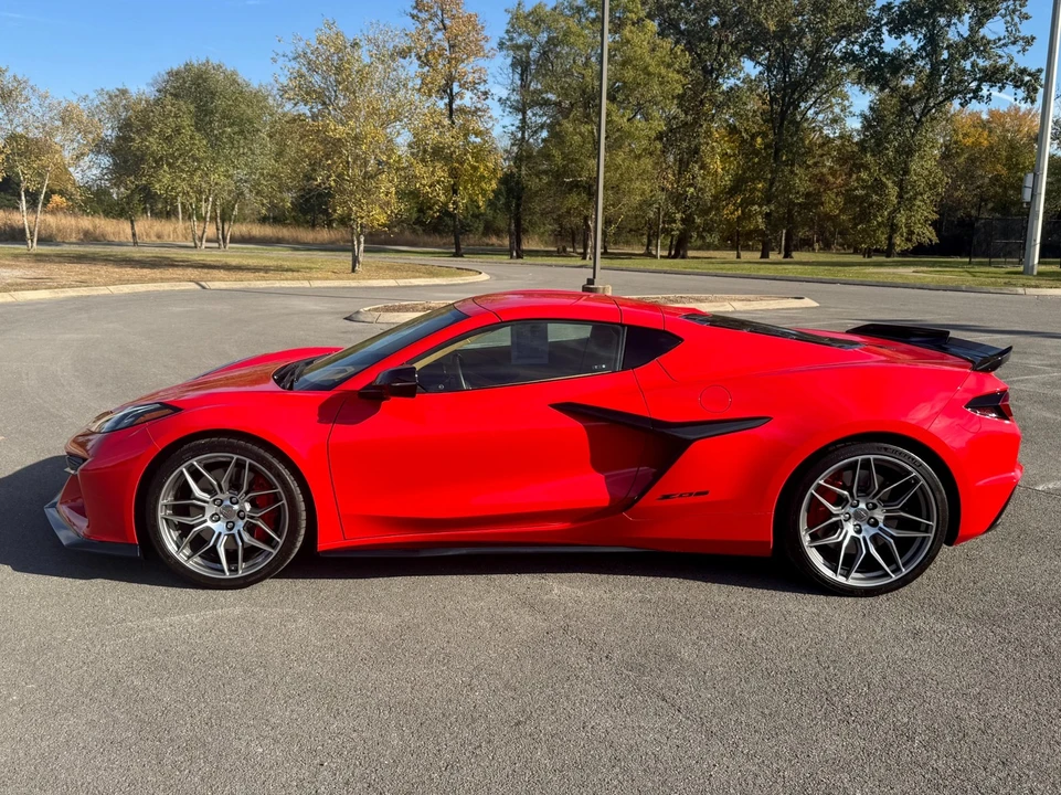 2024 Chevrolet Corvette C8 Z06 - Image 8 of 12