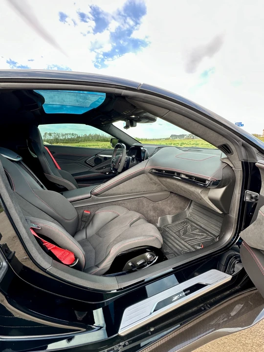 2024 Chevrolet Corvette C8 Z06 - Image 15 of 24