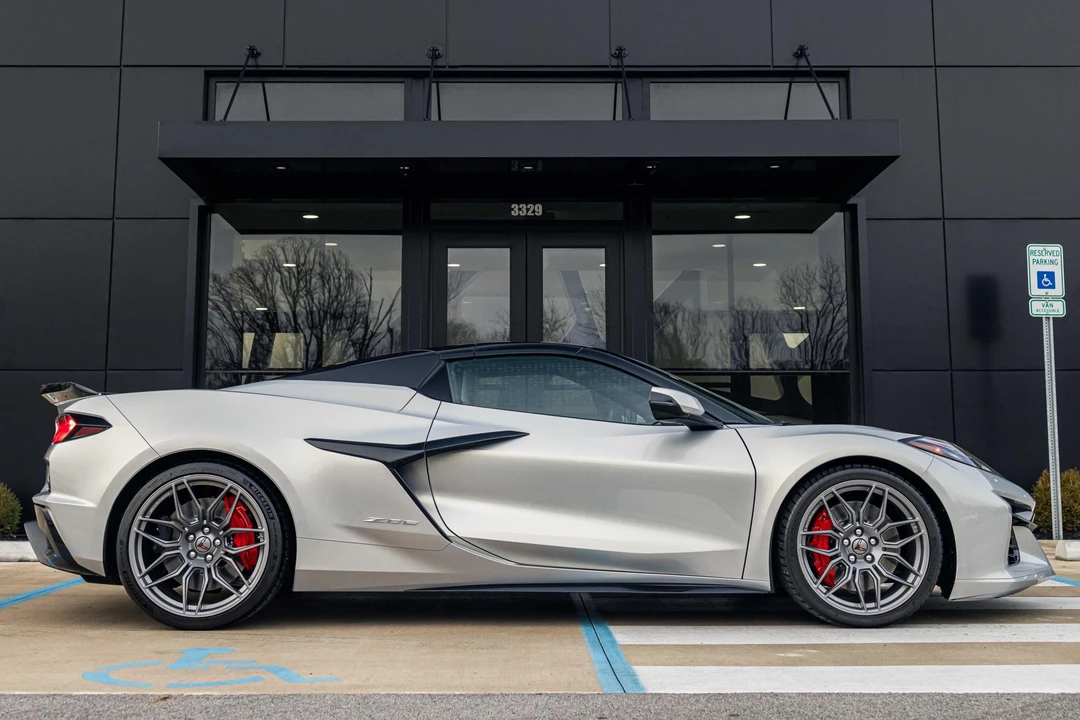 2024 Chevrolet Corvette C8 Z06 - Image 3 of 31