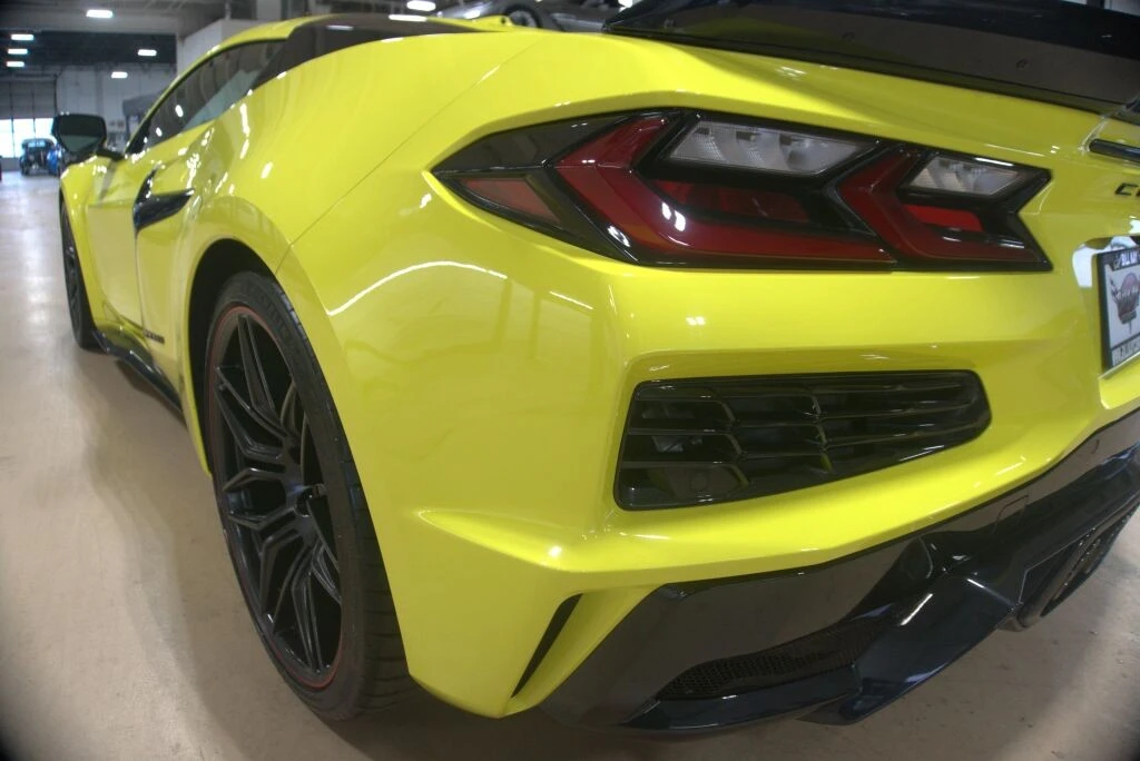2024 Chevrolet Corvette C8 Z06 - Image 21 of 31